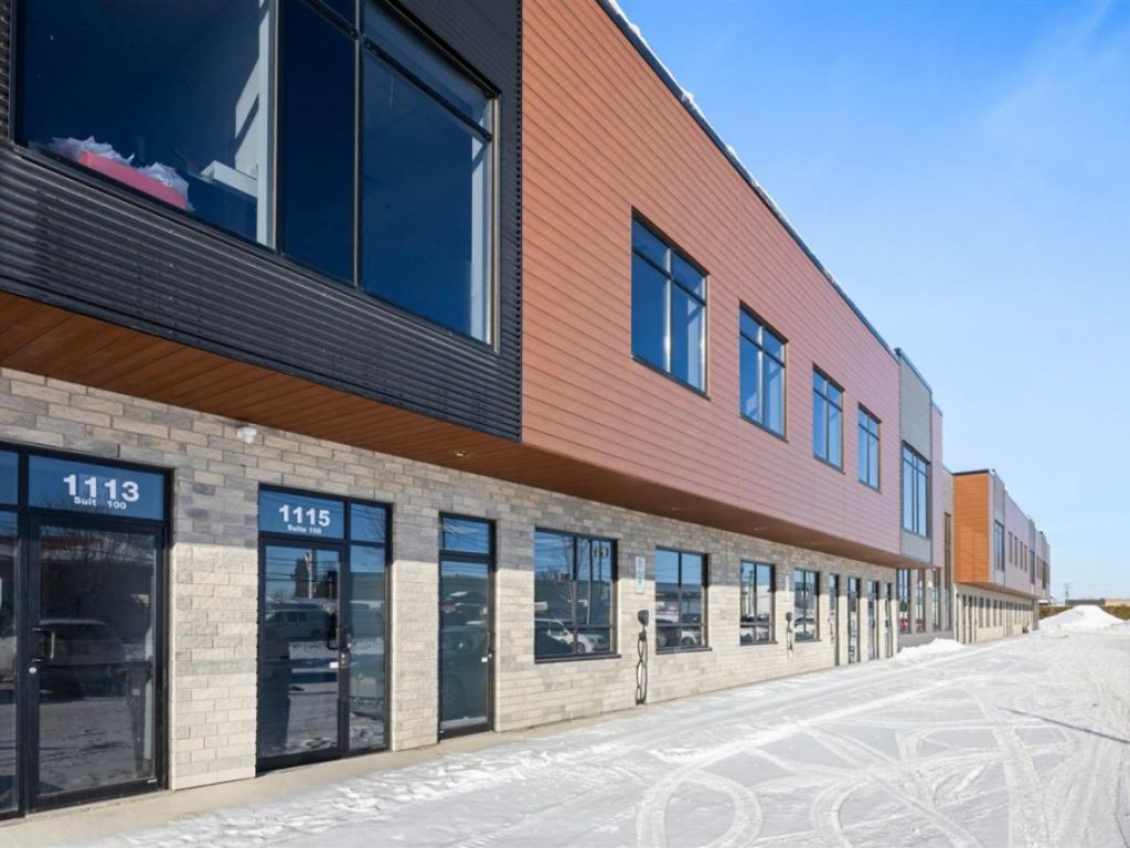 Office Space for Rent � 1115 Mont�e Masson, unit 100, Laval (Duvernay)
