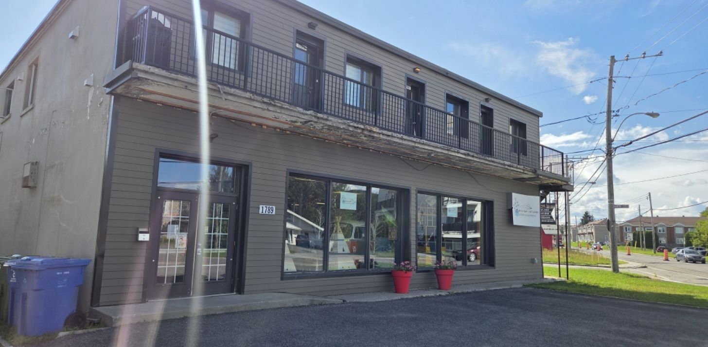 Local commercial &agrave; louer &agrave; Val-B&eacute;lair � 1789, boulevard Pie-XI Nord, secteur Val-B&eacute;lair Nord - Espace &agrave; louer