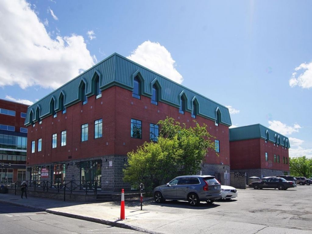 Office / Commercial Space 2,100 to 6,360 sq. ft. Downtown St-Jerome