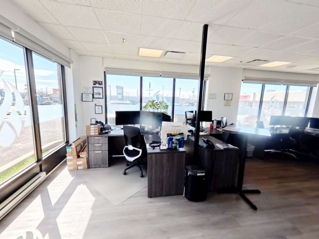 Local commercial � louer � Lebourgneuf � Carrefour Capitale, 4715 avenue des Replats, local 190