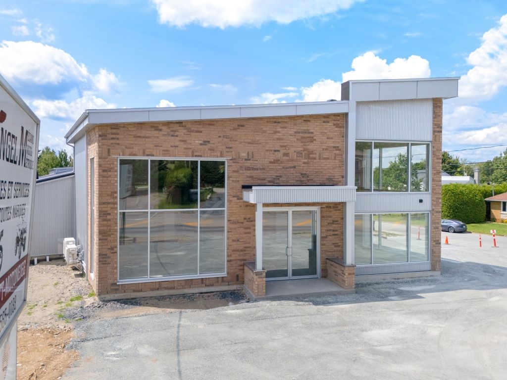 Emplacement commercial de choix- 3191 King Est, Sherbrooke