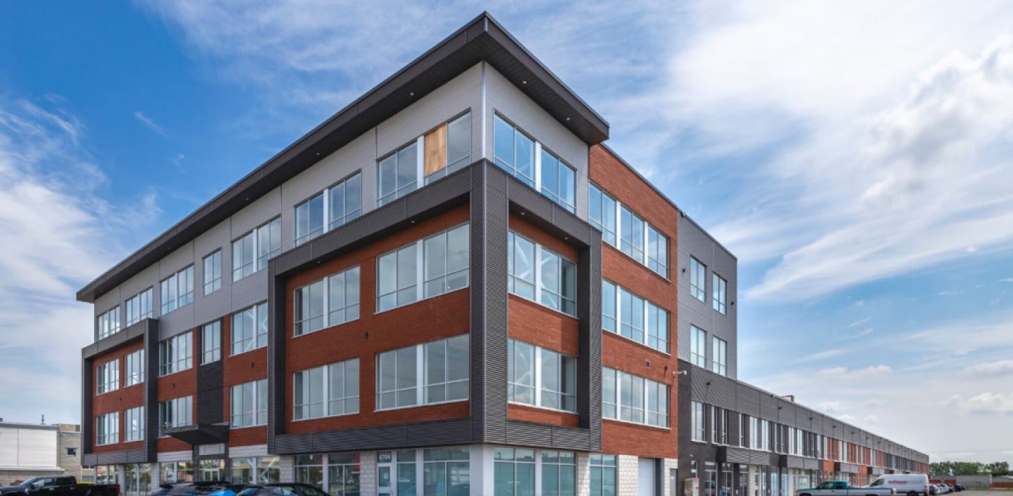 Office Space for Rent | Laval | 3,000 to 10,000 sq.ft - For Rent