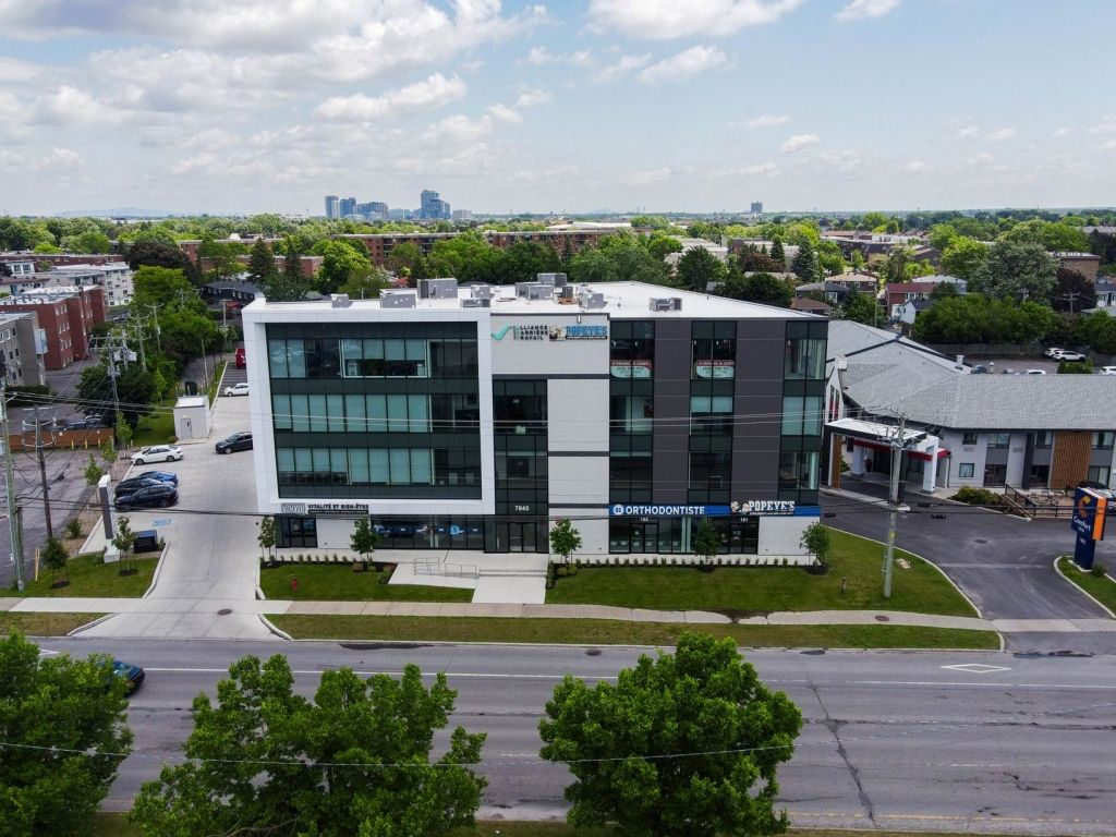 Espaces Coworking / Bureau  louer cl en main Brossard