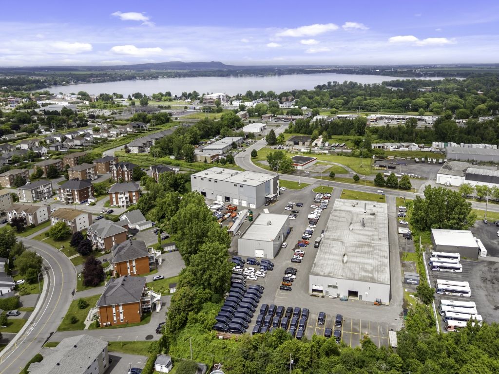 Espace bureau et commercial 1000 � 16000 pc Chambly