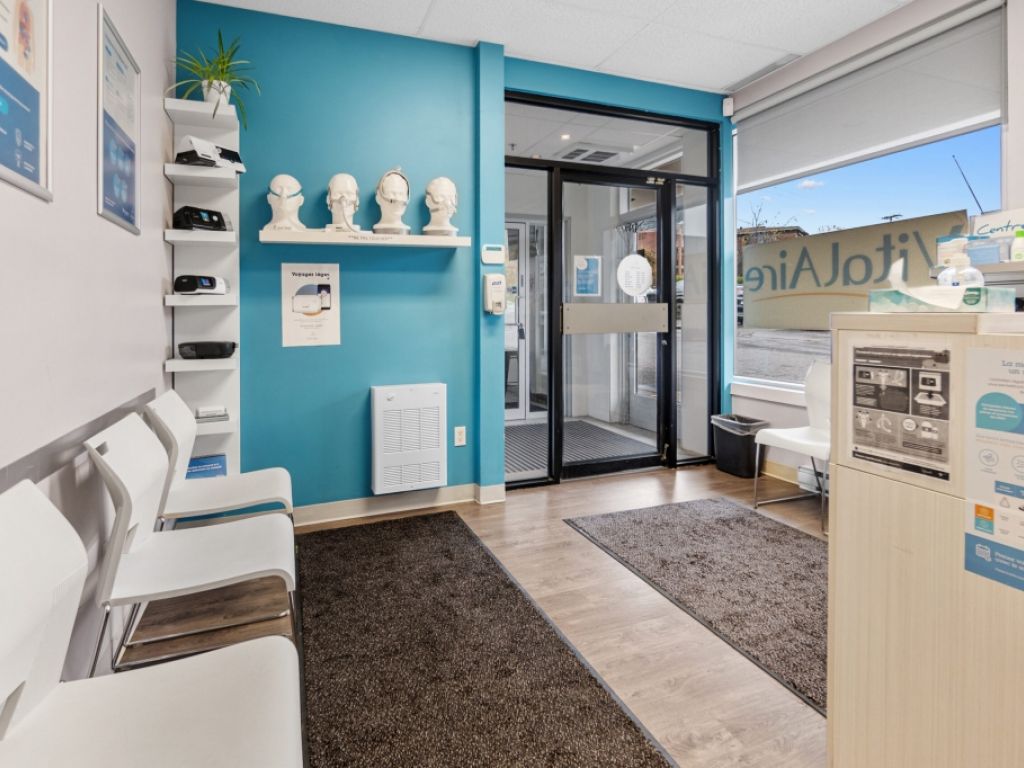 LOCAL COMMERCIAL - STE-FOY