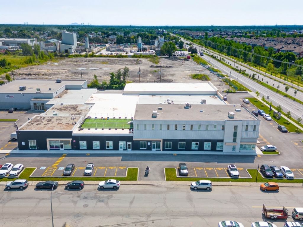 Space for office or business for rent Saint-Hubert
