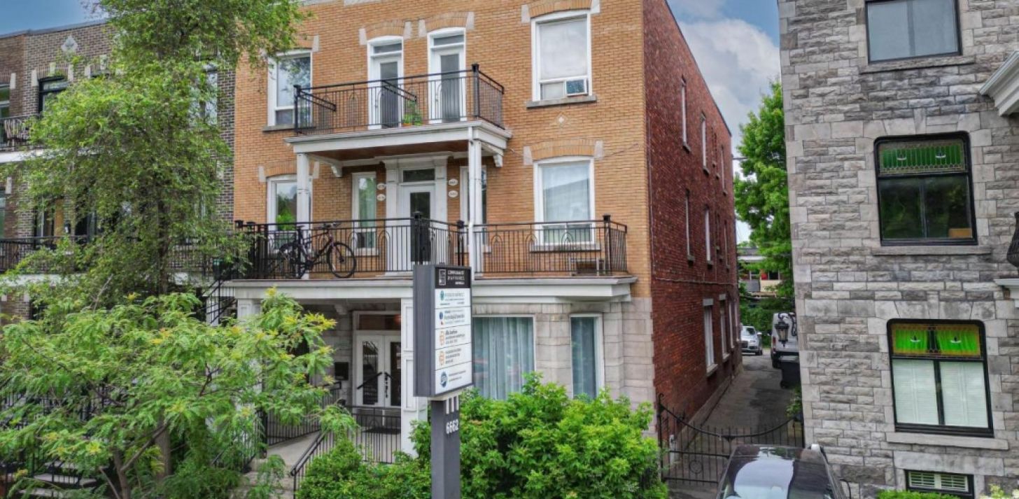 Très grand 5plex semi-commercial à Montréal - À vendre