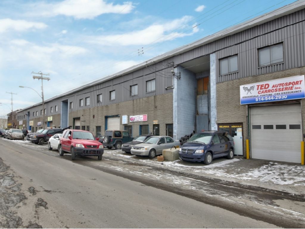Warehouse / Mechanics Garage for Rent
