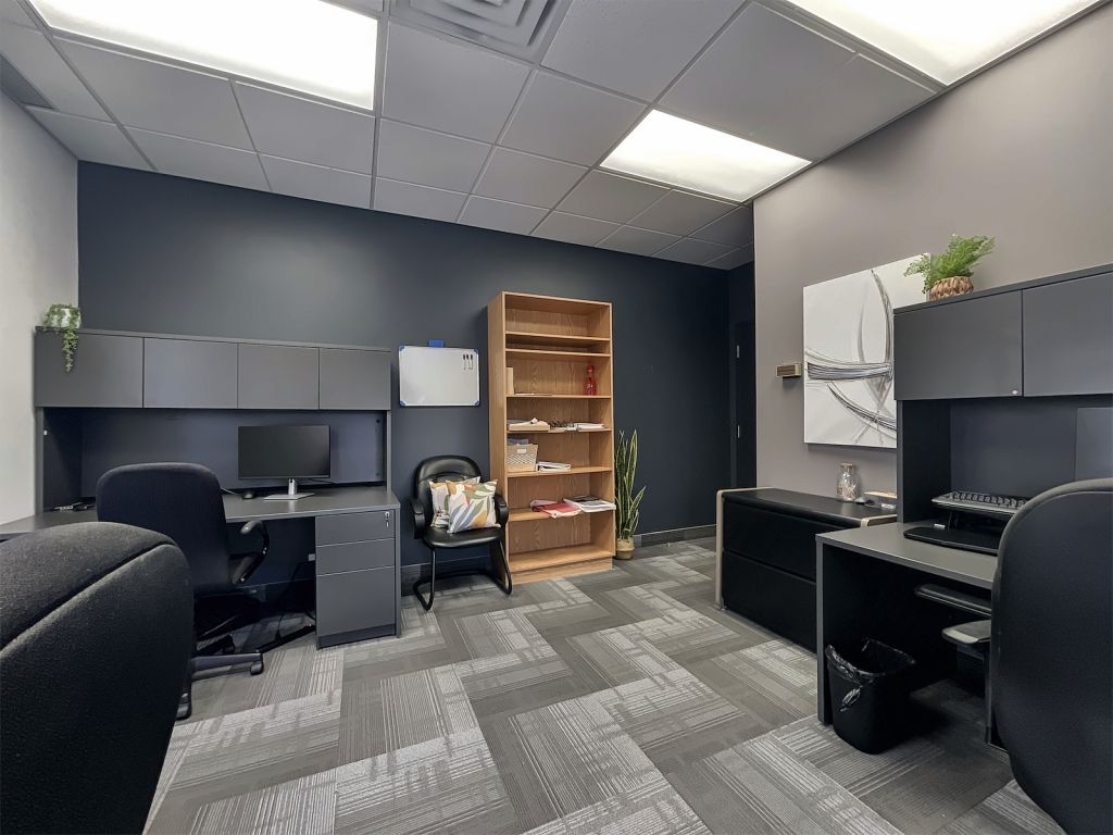 BUREAUX � LOUER - SUPER ACHALAND�