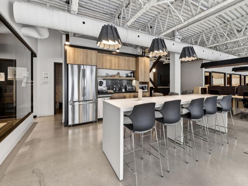 Office Space for Sublease � 2480 Boul. des Entreprises, unit 100, Terrebonne