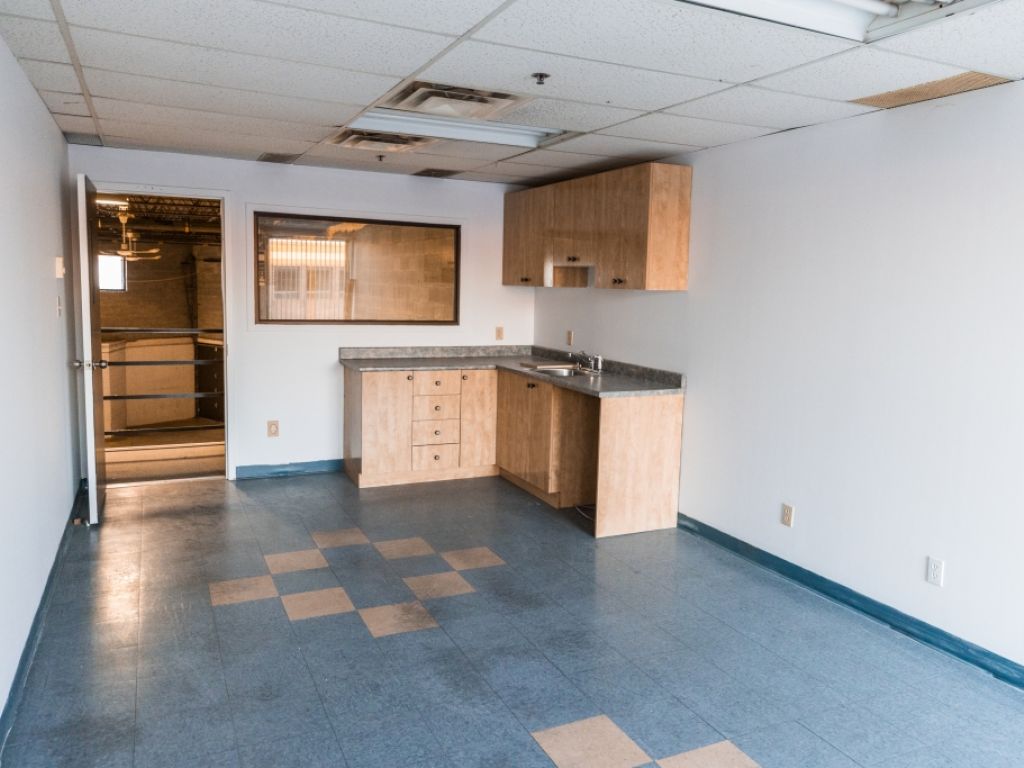 Espace industriel � louer � LaSalle, Montr�al