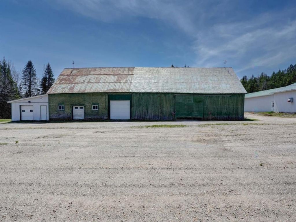 House, Warehouse, Garage, Barn, Riviere-Rouge
