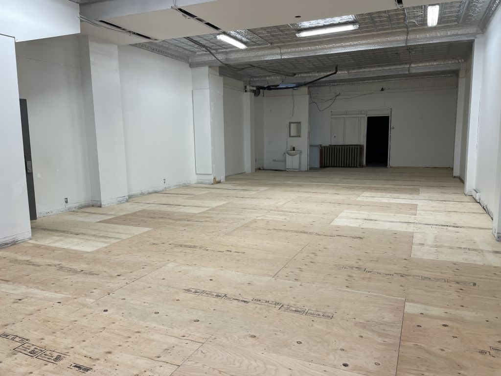 Commercial space MOnt-Royal east