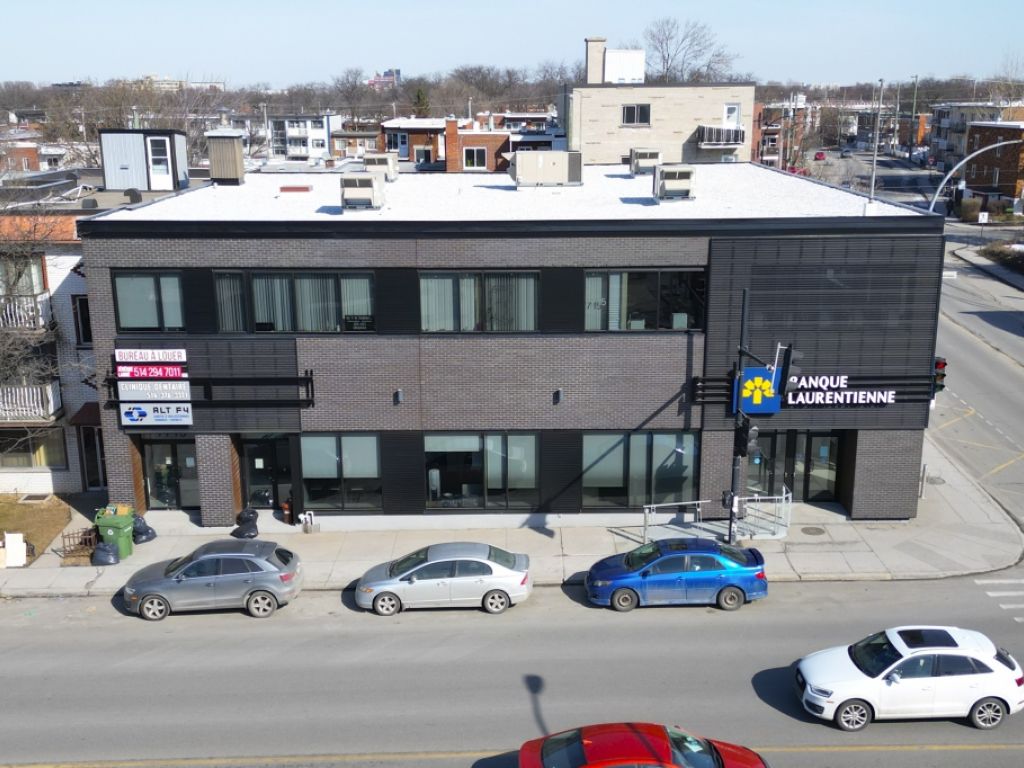 Basement of a renovated building in Villeray for rent