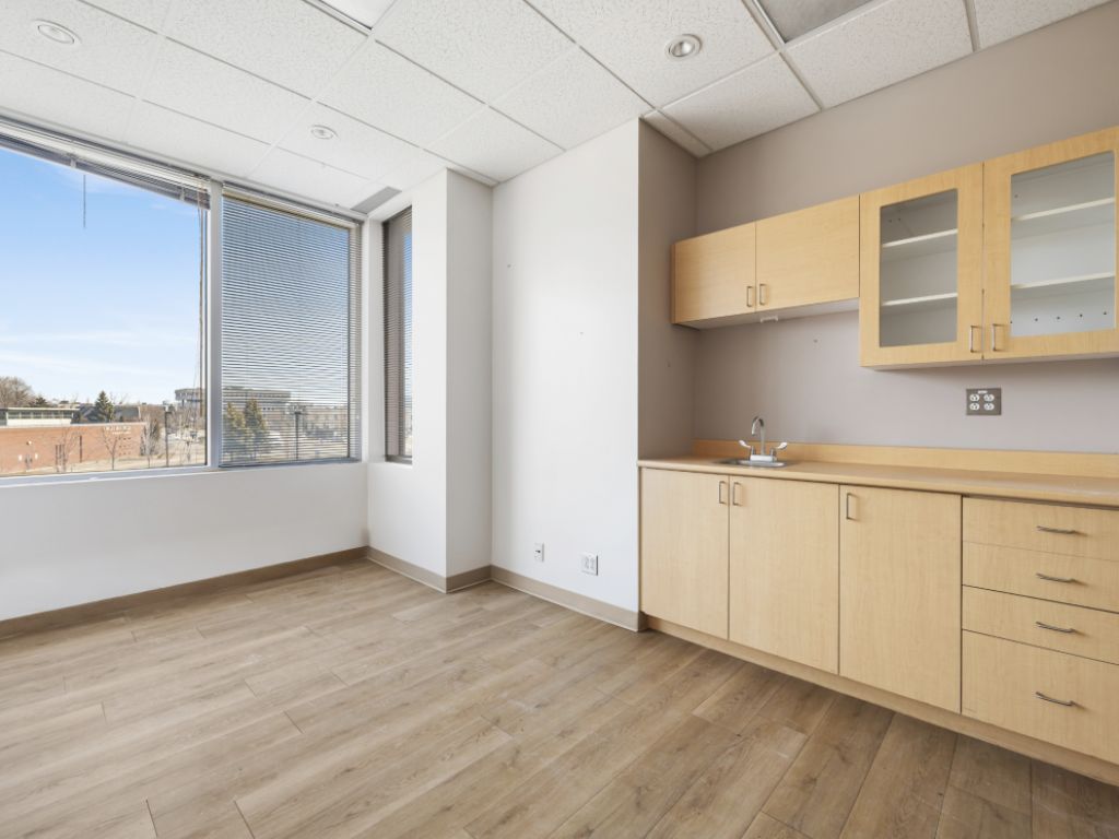 Local POLYVALENT � louer