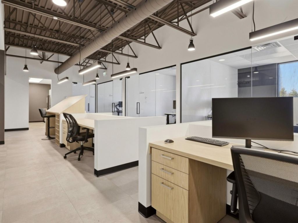 Industrial building for sale