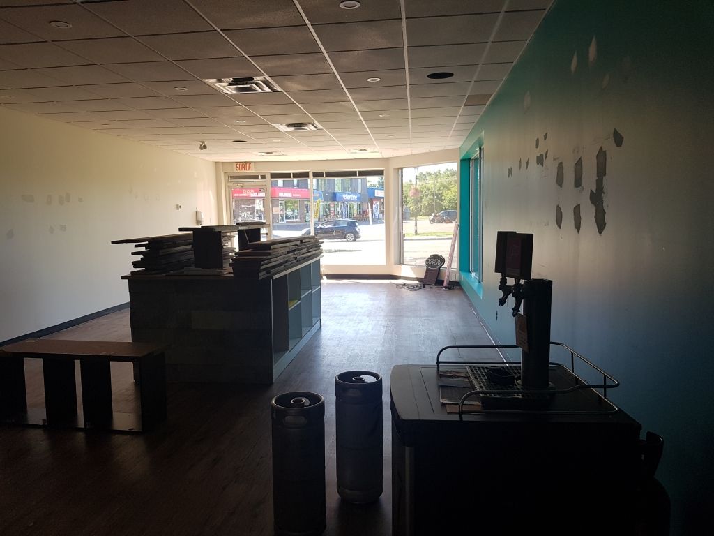 Commercial spaces in Chambly