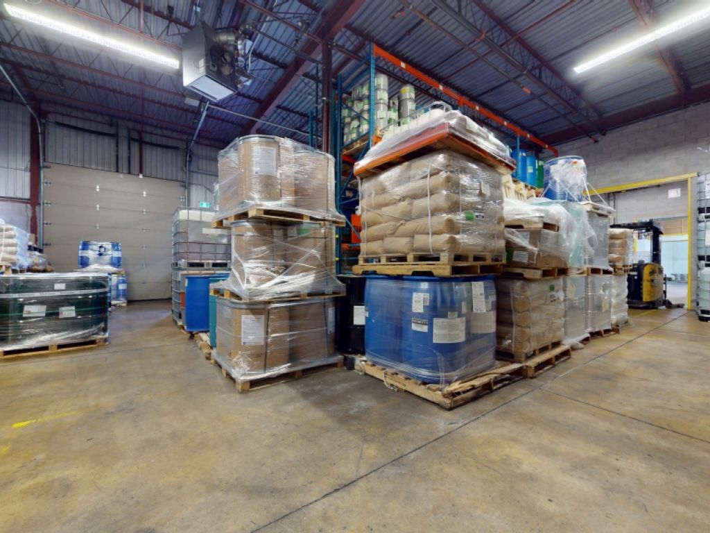  Industrial Space for Rent | Boisbriand | +50 000 FT�