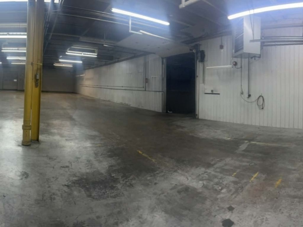 Commercial space for rent � Prime location in Shawinigan