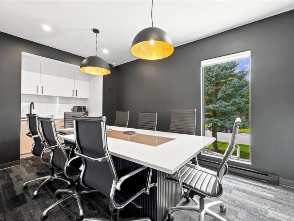 B�tisse industrielle � vendre