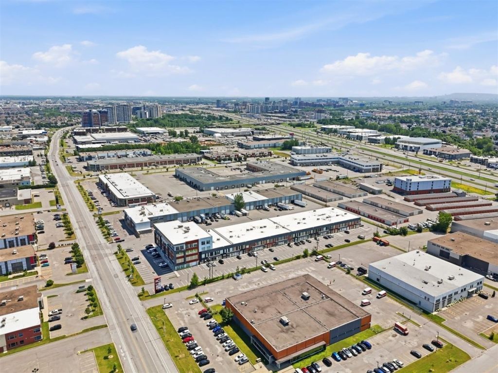 Condo industriel � vendre