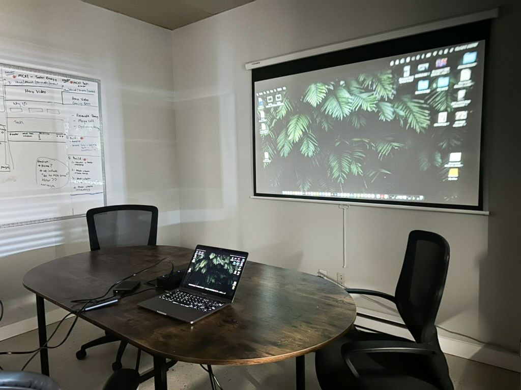 Flexible Office, Coworking & Warehouse Space | Saint-Laurent | From $99