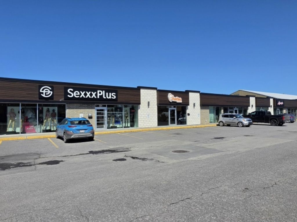 St-Jean-sur-Richelieu - Local � louer 2500 � 5000 pi/ca