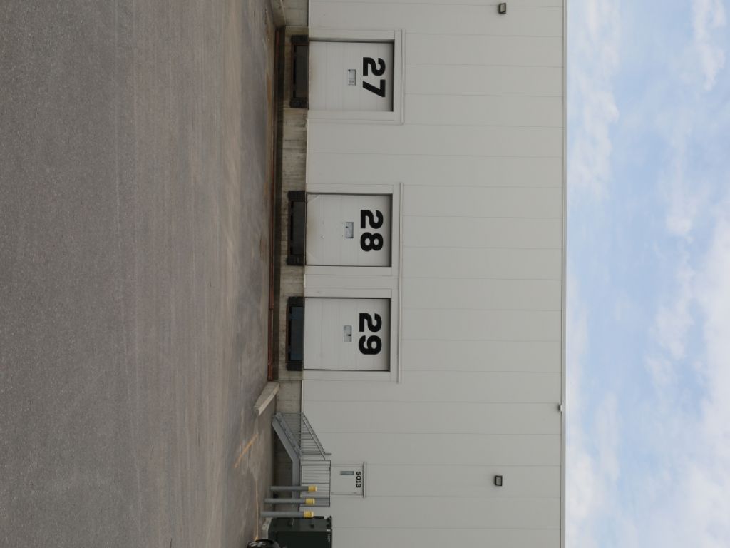 Industrial Space for Rent of 22 560 sq. ft. | | Laval