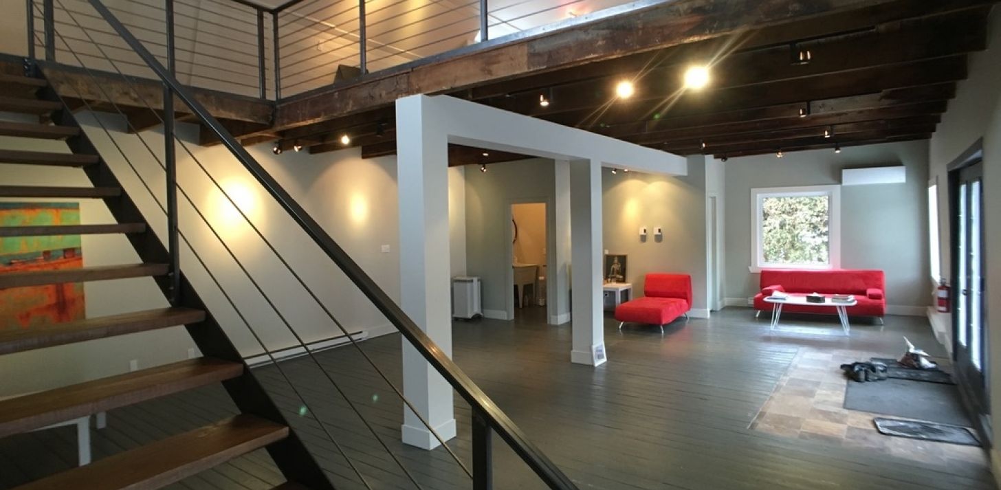 artist loft or retail - For Rent