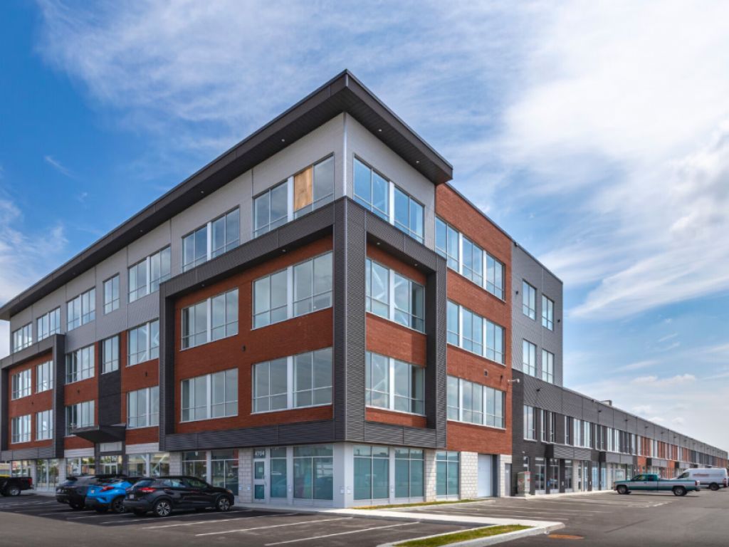 Office Space for Rent | Laval | 3,000 to 10,000 sq.ft