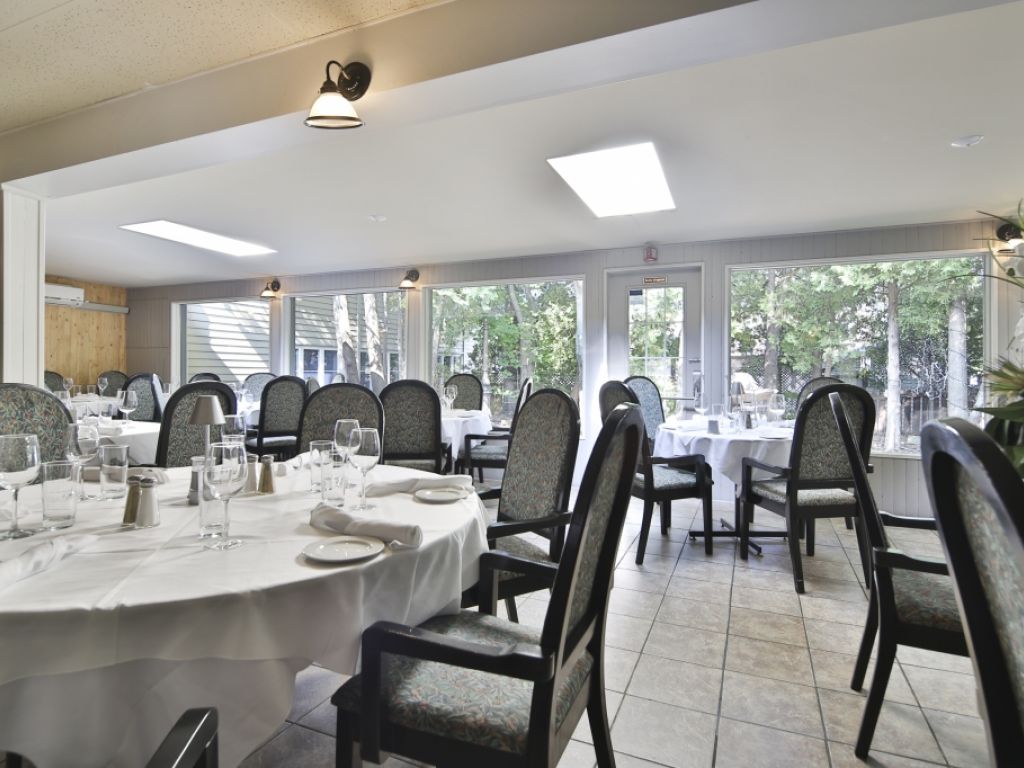 Restaurant with reception room for sale