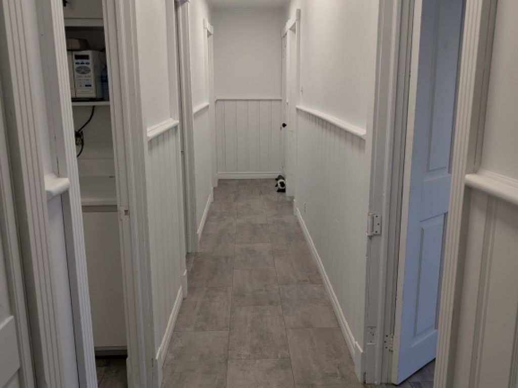 FOR RENT : ENTREPRENEURS/MANAGERS/SERVICE COMPANIES