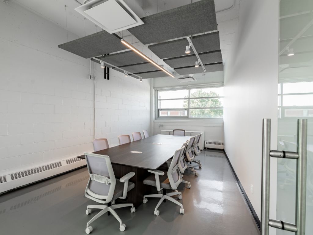 MOVE-IN READY LOFT OFFICES IN AI HUB