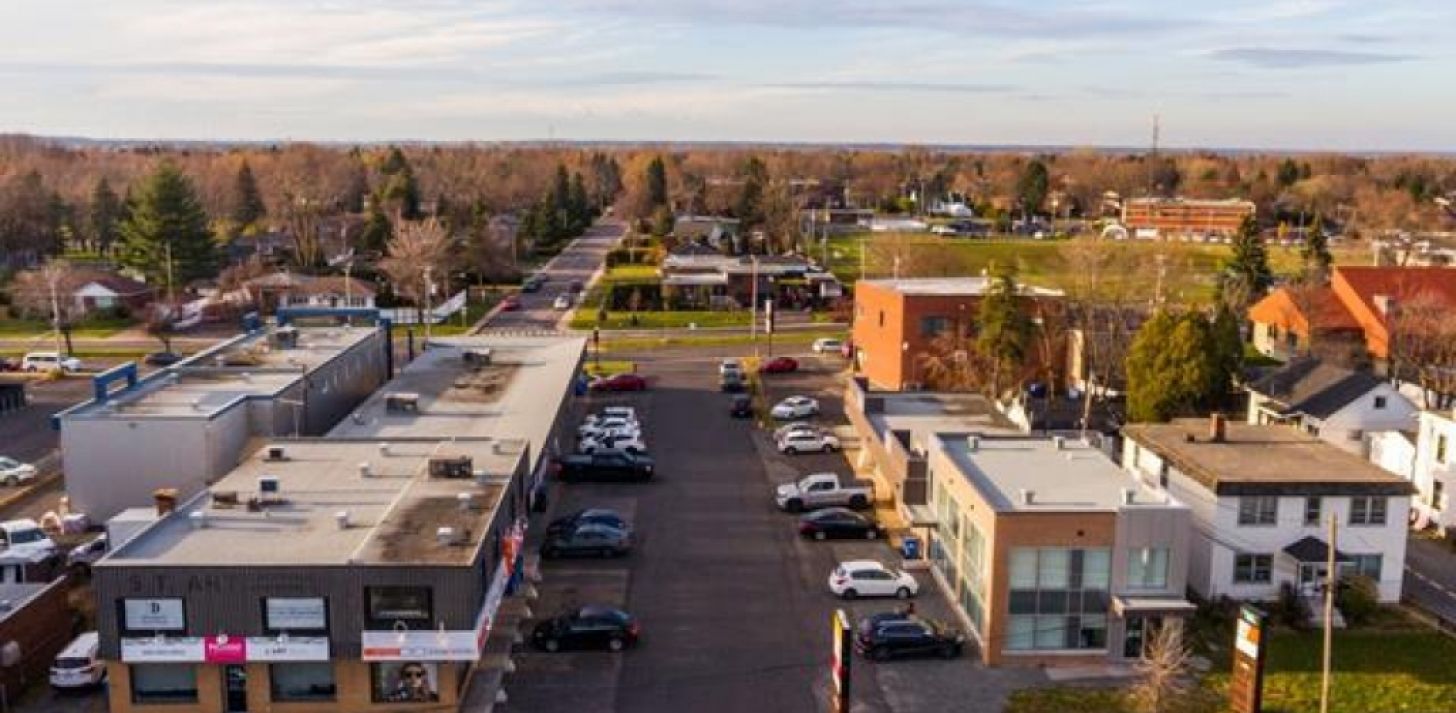 Commercial space for rent - Available