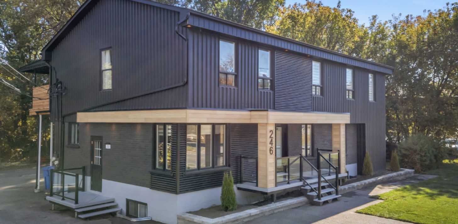 SEMI-COMMERCIAL SPACE FOR SALE - For Sale