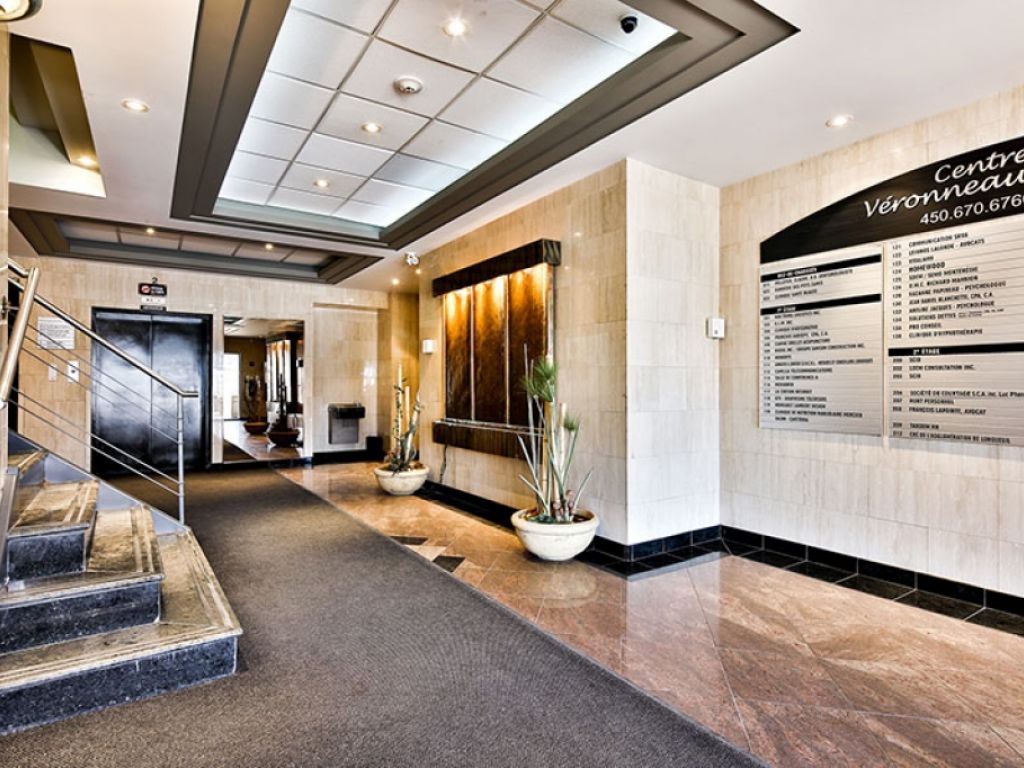 Commercial Office Space for Lease � Prime Location in Old Longueuil