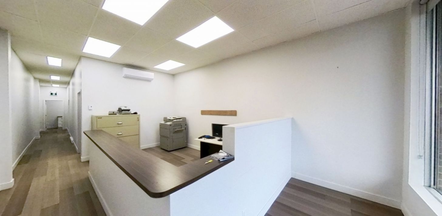 LOCAL COMMERCIAL OU DE BUREAU - HALTE CHARLESBOURG - À louer
