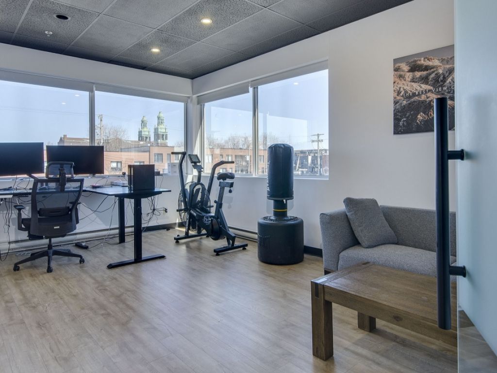 Turnkey suite for lease in Saint-Henri