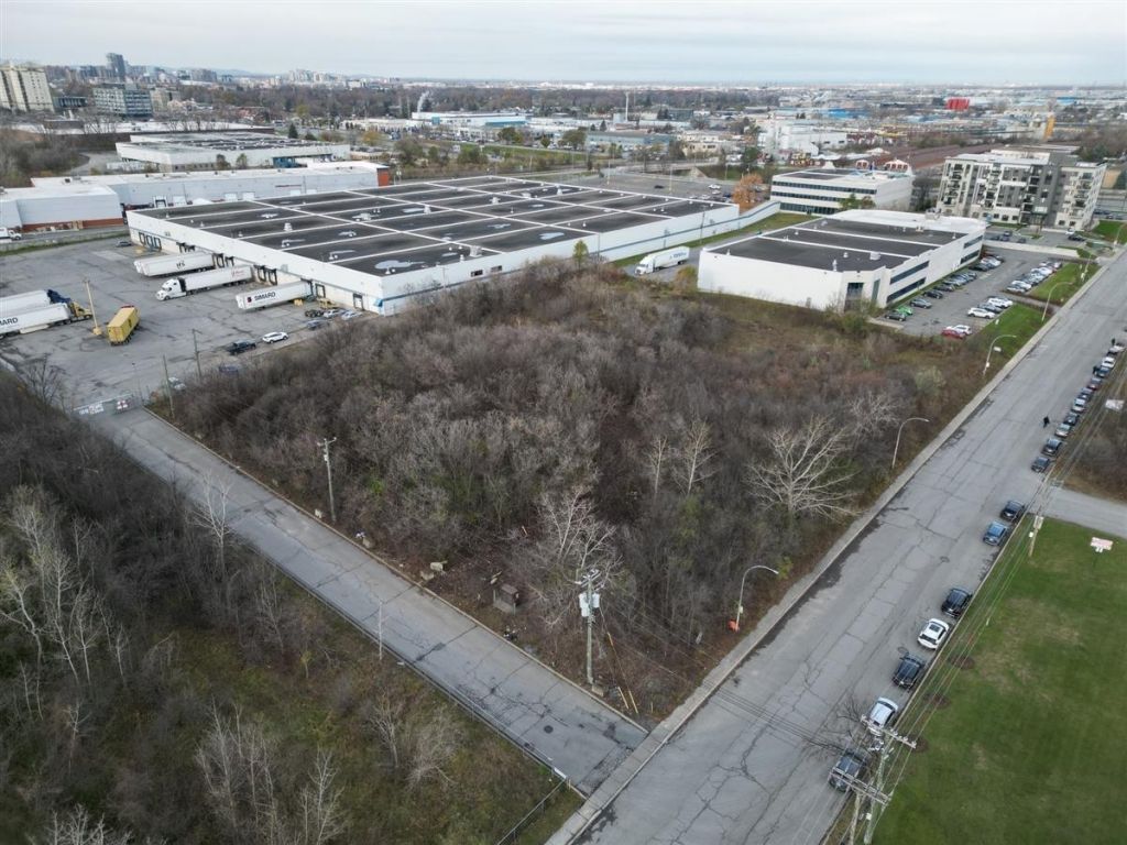 Industrial premises for rent
