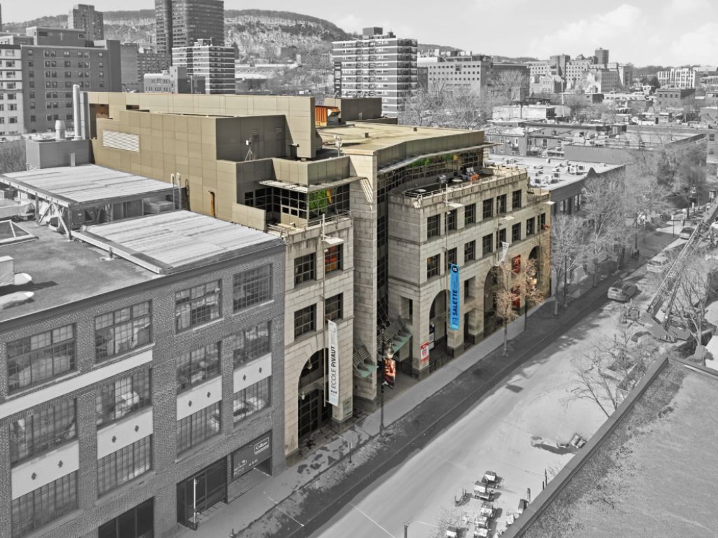 EX-CENTRIS FOR SALE / FOR RENT