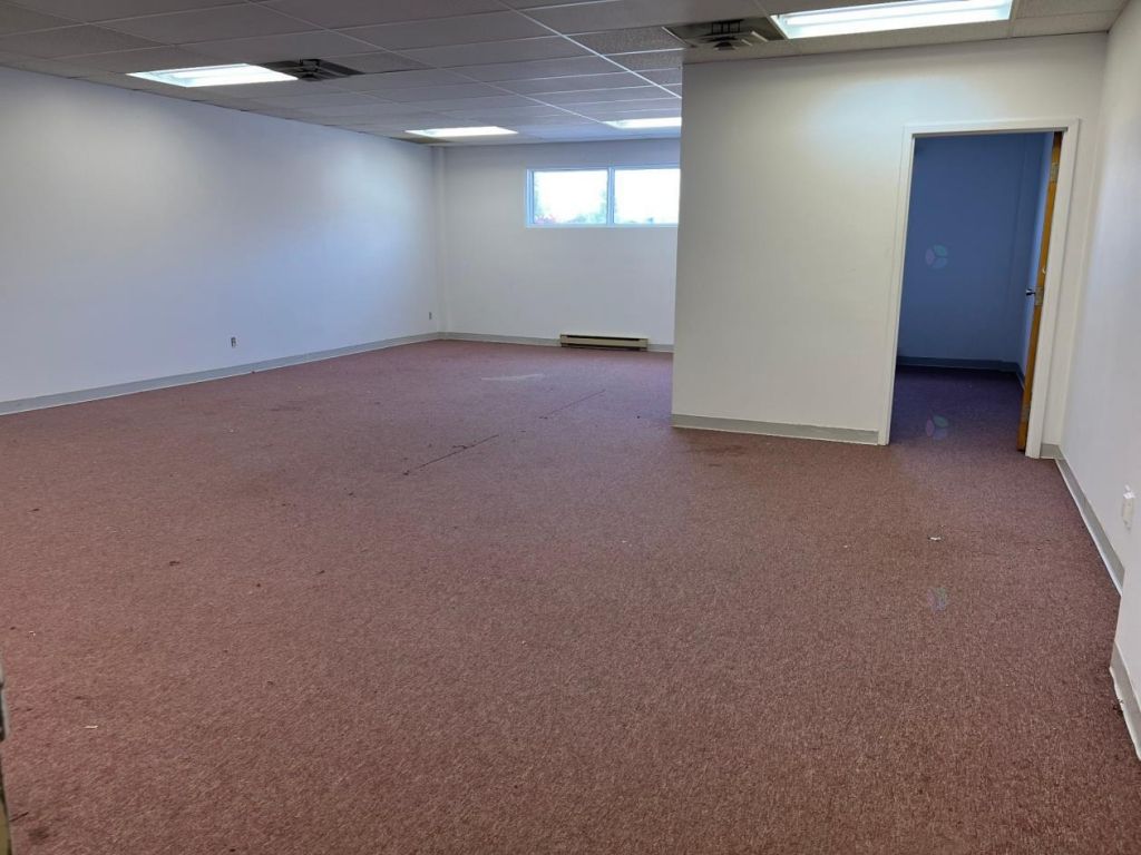 931 sqft office on Sherbrooke $625* Montreal Mercier