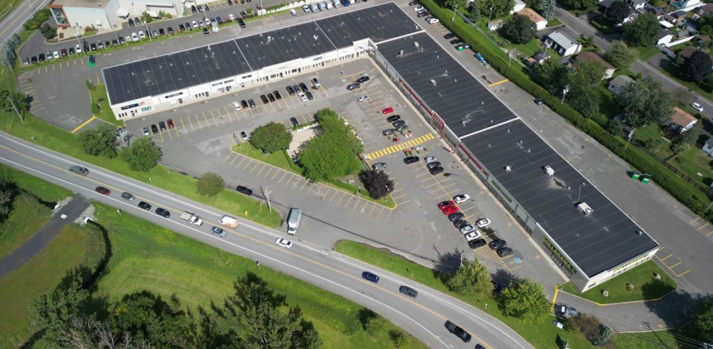 TEMPORARY RENTAL � 1,500 sq. ft. unit, Place Nobel, Sainte-Julie, $2,000 - Available