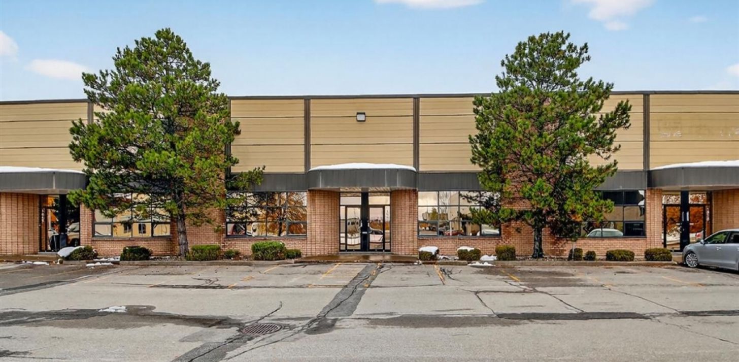 Industrial Space for Rent � 1937 Rue Le Chatelier, unit 1, Laval (Sainte-Rose) - For Rent