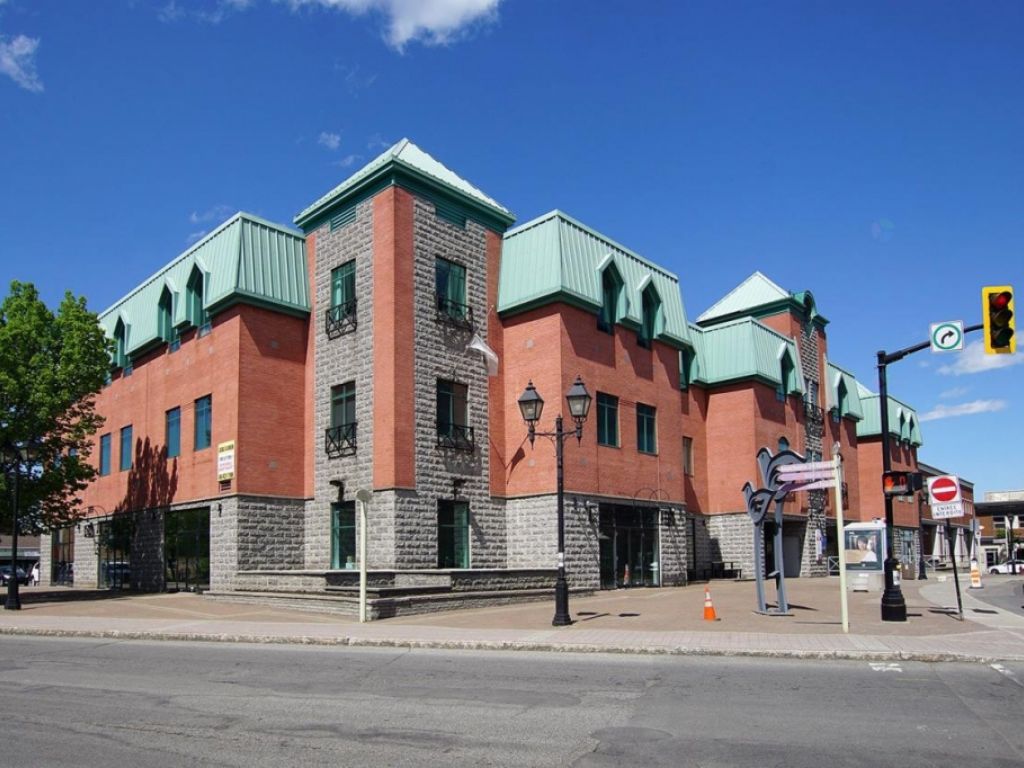 Office / Commercial Space 2,100 to 6,360 sq. ft. Downtown St-Jerome