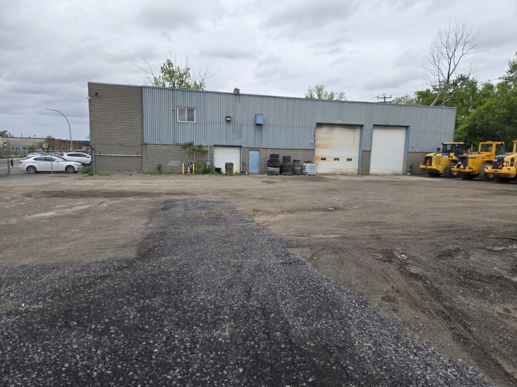 Land/Garage/office