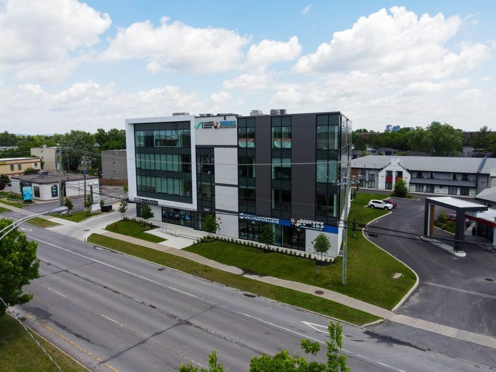 Espaces Coworking / Bureau  louer cl en main Brossard