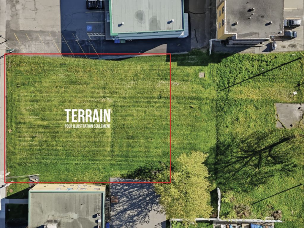 Magnifique terrain � fort potentiel