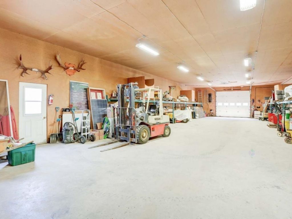 House, Warehouse, Garage, Barn, Riviere-Rouge