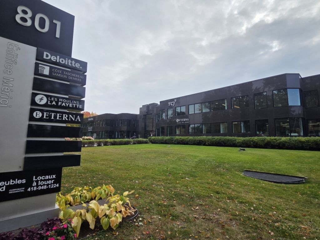 Bureau � louer � Local 105 � 801, Grande All�e Ouest, Montcalm