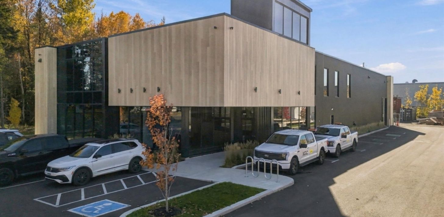 Industrial building for sale - For Sale